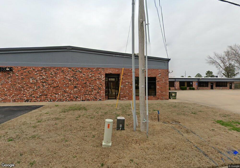 3277 W Sunset Ave, Springdale, AR 72762 - photo 1