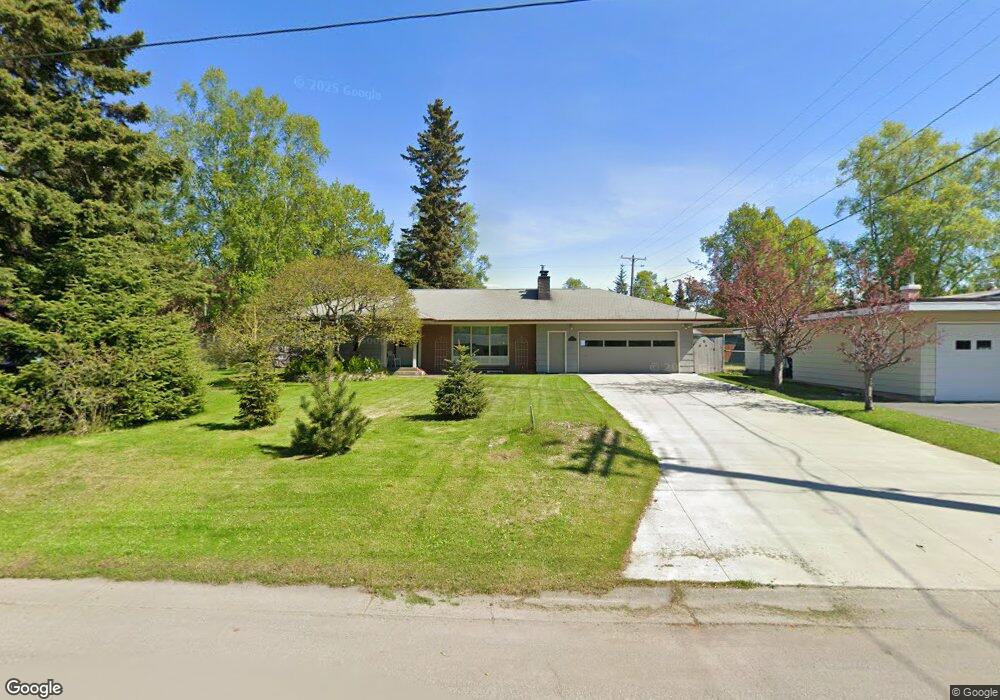 2315 Mckenzie Dr, Anchorage, AK 99517 - photo 1