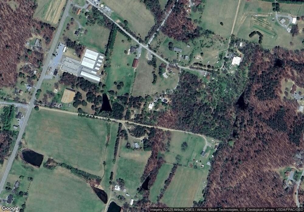 88 Cypress Ln, Berkeley Springs, WV 25411 - photo 1