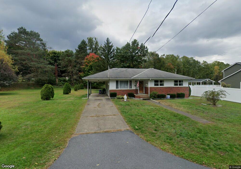 425 Smith St, Dupont, PA 18641 - photo 1