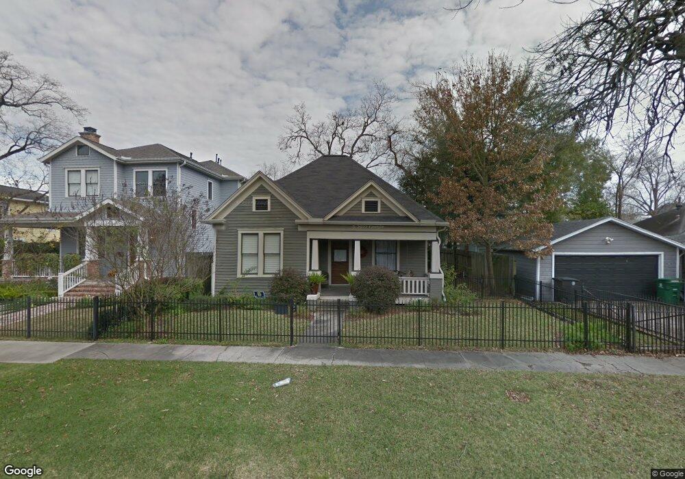 912 Columbia St, Houston, TX 77008 - photo 1