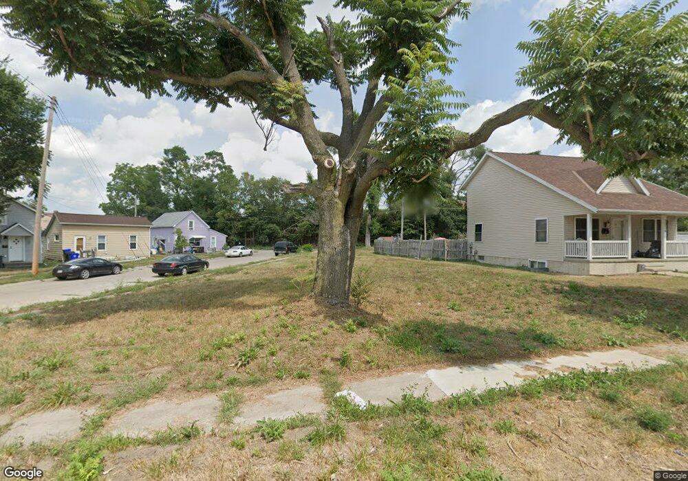 1022 10th Ave SE, Cedar Rapids, IA 52401 - photo 1