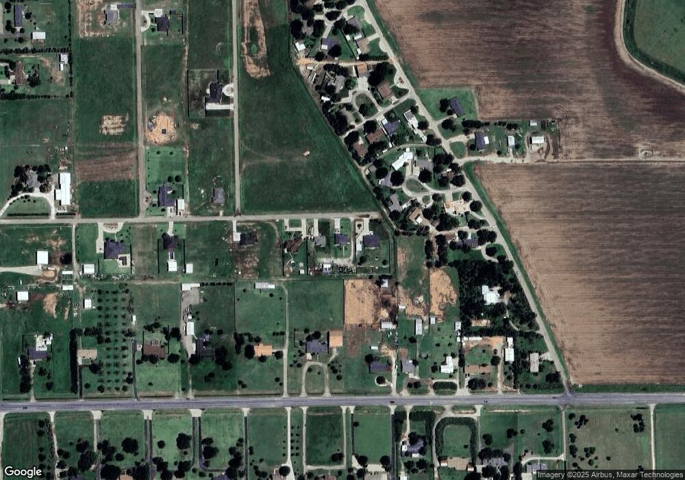 7203 W 12th St, Plainview, TX 79072 - photo 1