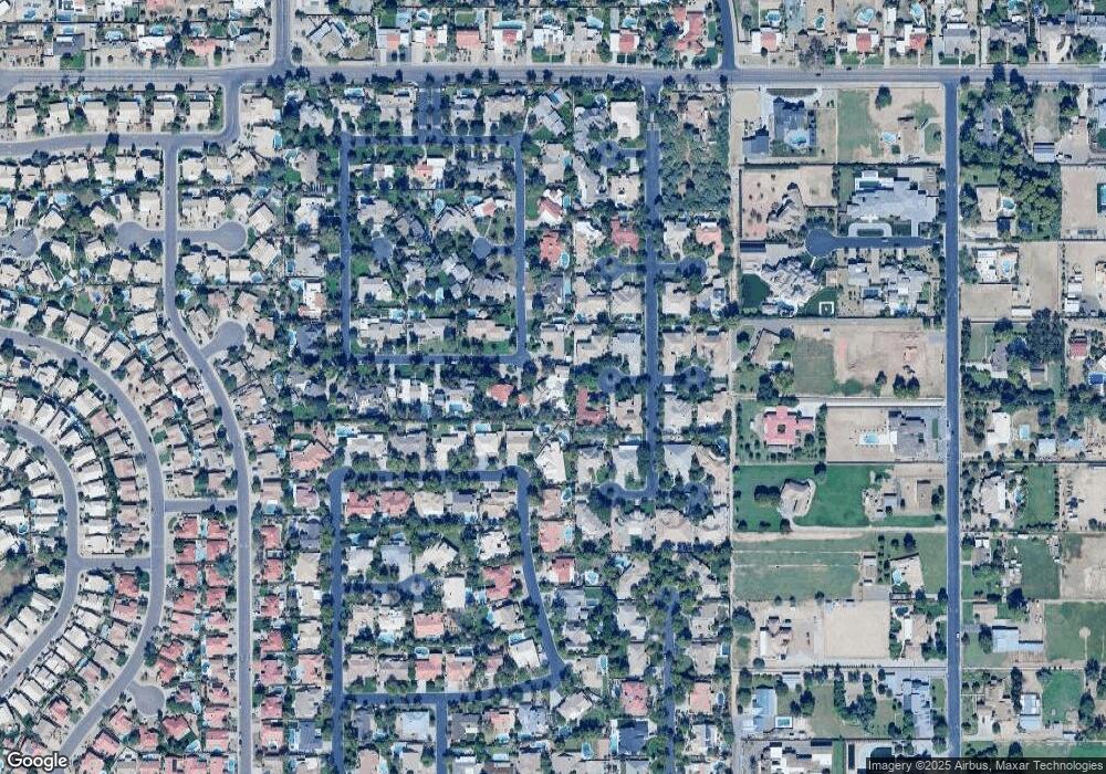 8252 S Pecan Grove Cir, Tempe, AZ 85284 - photo 1