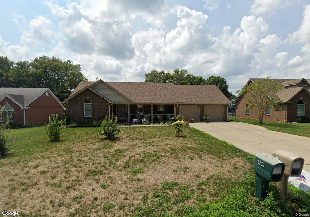 408 Agee St, Harrodsburg, KY 40330 - photo 1