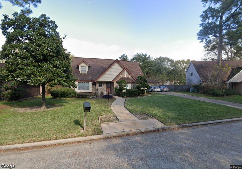 11306 Gatesden Dr, Tomball, TX 77377 - photo 1