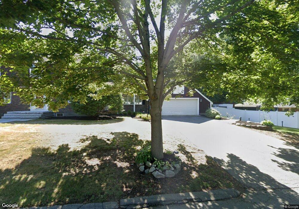 5 Oxbow Rd, Danvers, MA 01923 - photo 1