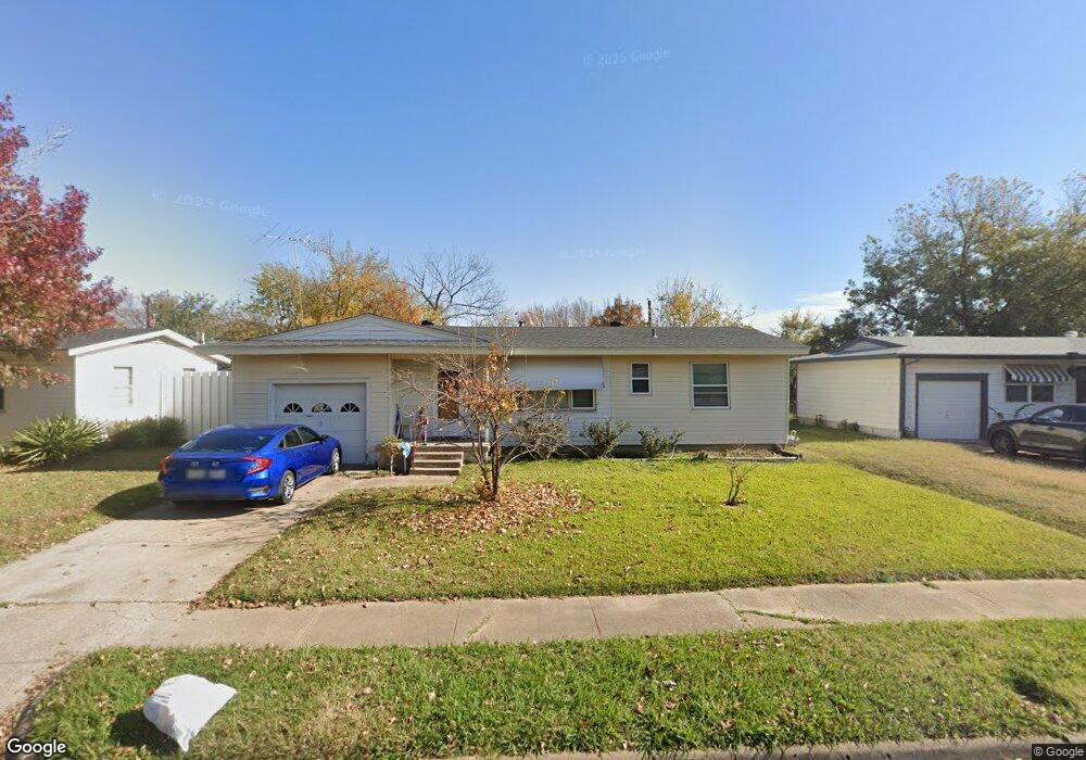 524 Souder Dr, Hurst, TX 76053 - photo 1