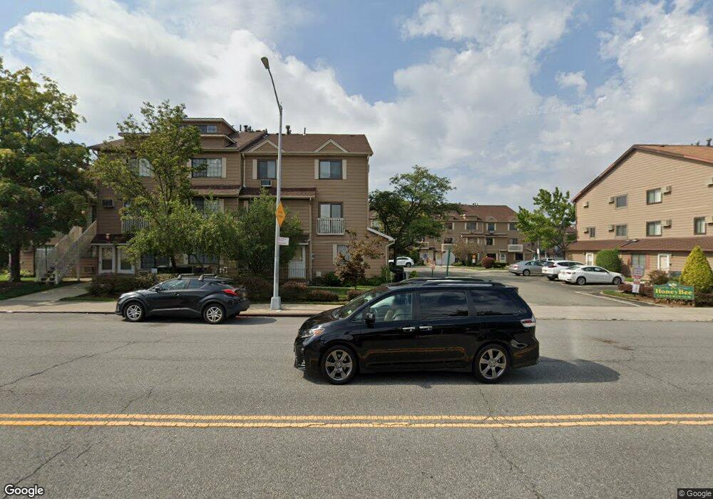 57 Gardenia Ln unit 6, Staten Island, NY 10314 - photo 1