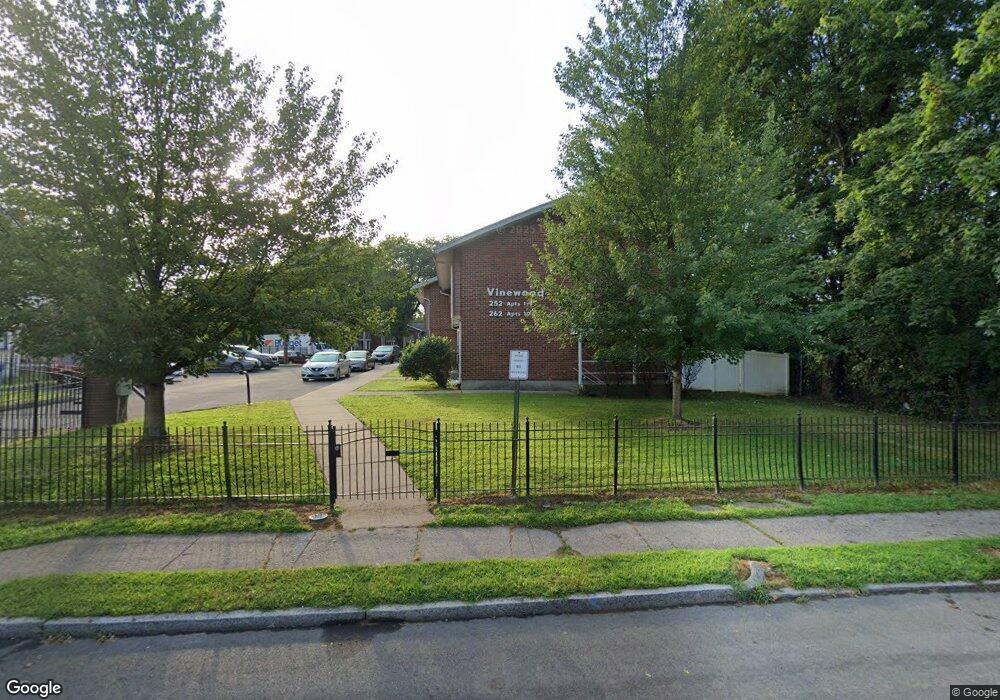 262 Vine St, Hartford, CT 06112 - photo 1