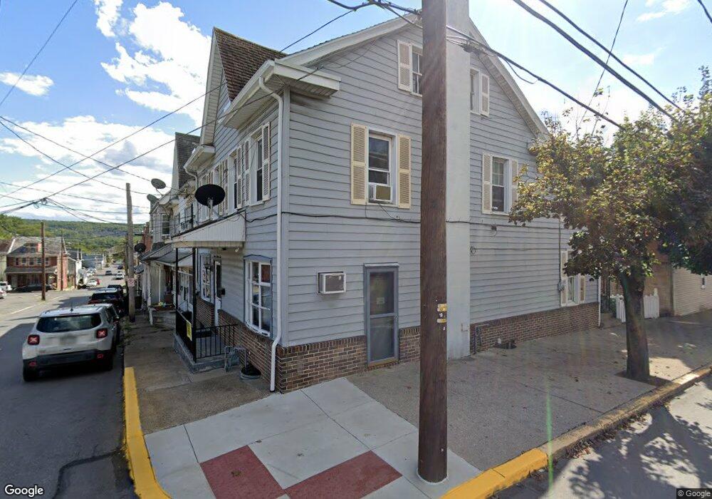 724 N Franklin St, Shamokin, PA 17872 - photo 1