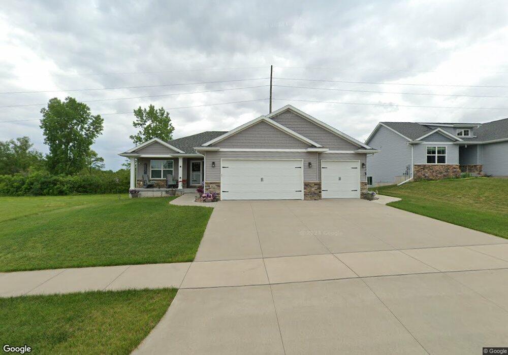 1624 Bobcat Dr NW, Cedar Rapids, IA 52405 - photo 1