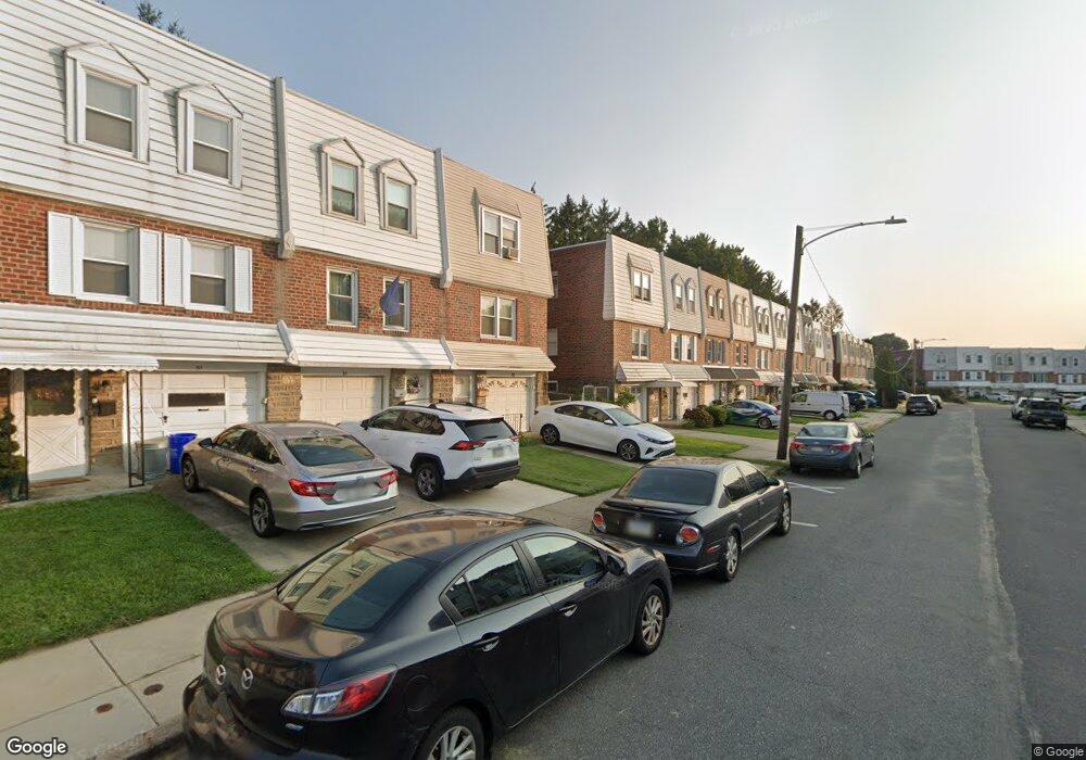 55 Suburban Ln, Upper Darby, PA 19082 - photo 1