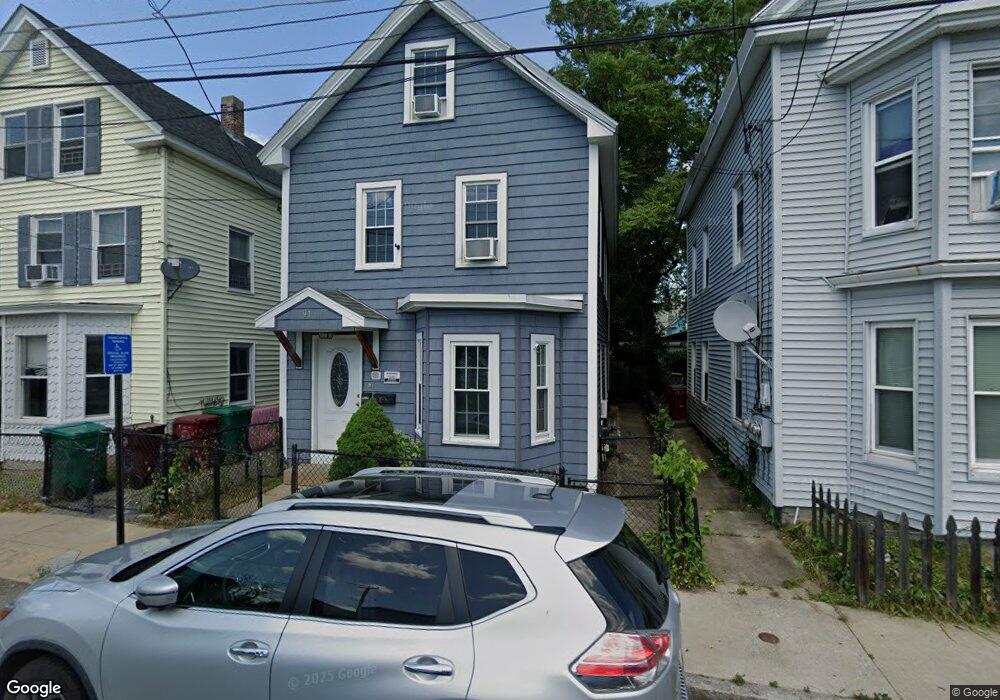 91 W 3rd St unit 2, Lowell, MA 01850 - photo 1