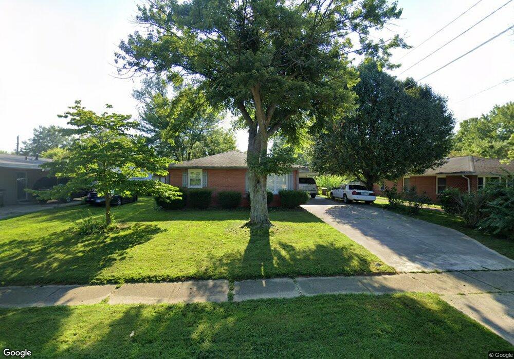 1921 Timbercrest Dr, Columbus, IN 47203 - photo 1