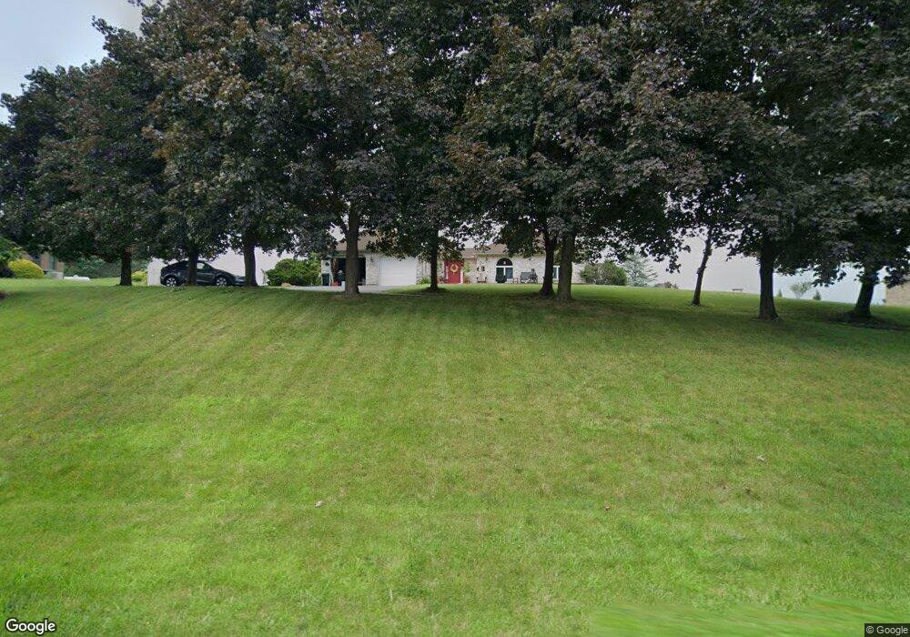 520 Roberts Rd, Nazareth, PA 18064 - photo 1