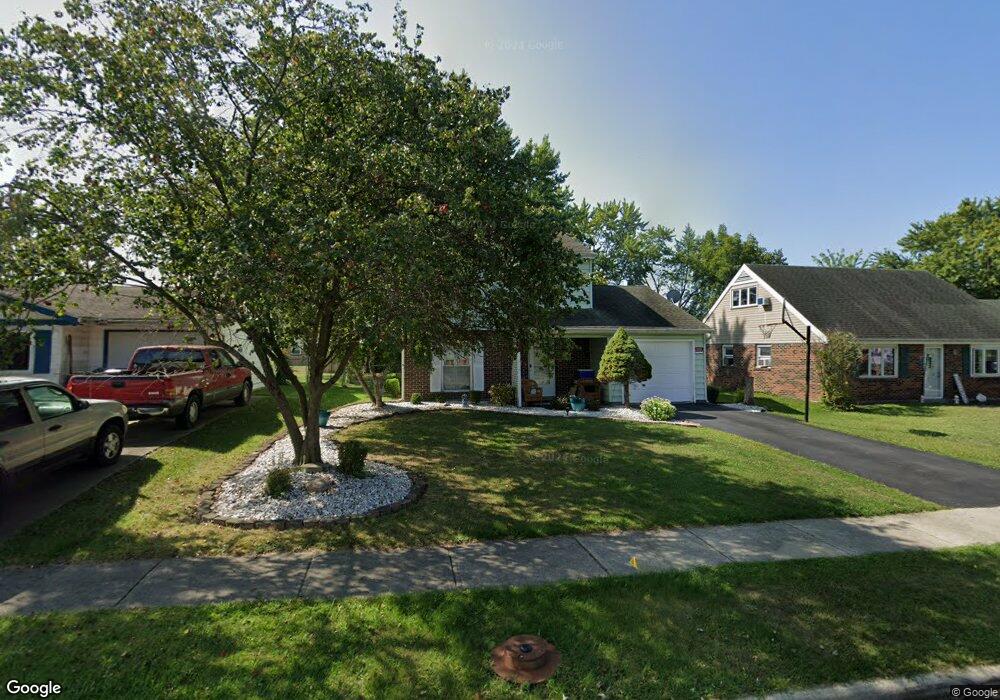 1179 Bikini Dr, Lima, OH 45801 - photo 1