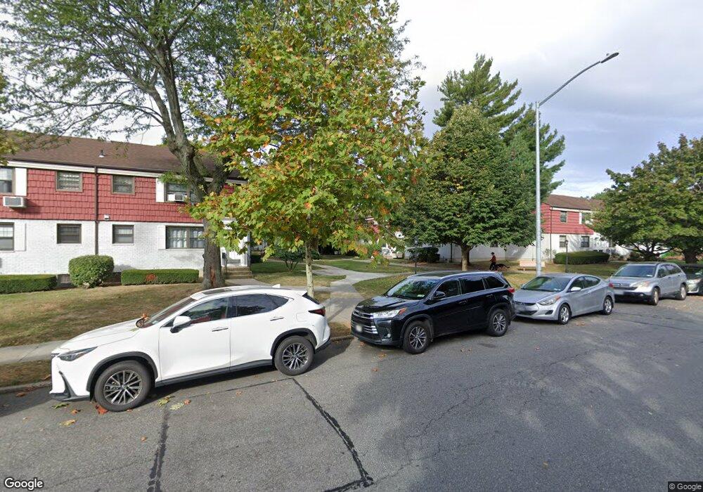 6908 138th St unit B, Flushing, NY 11367 - photo 1