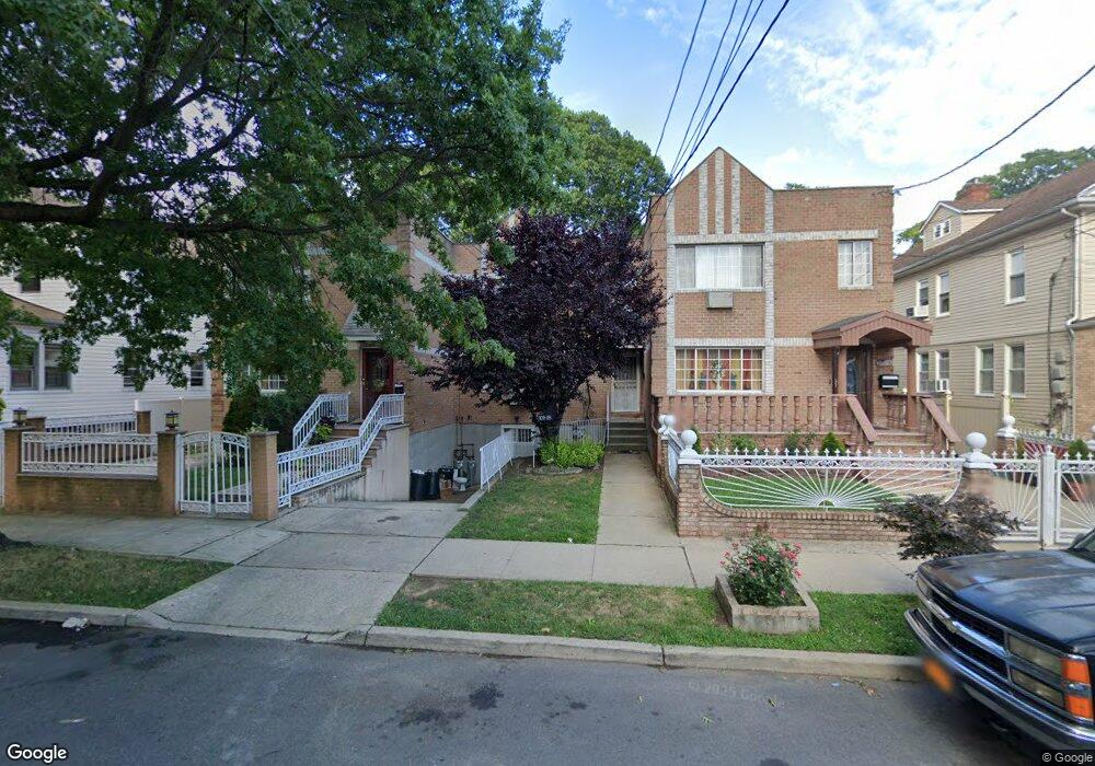 10939 174th St, Jamaica, NY 11433 - photo 1