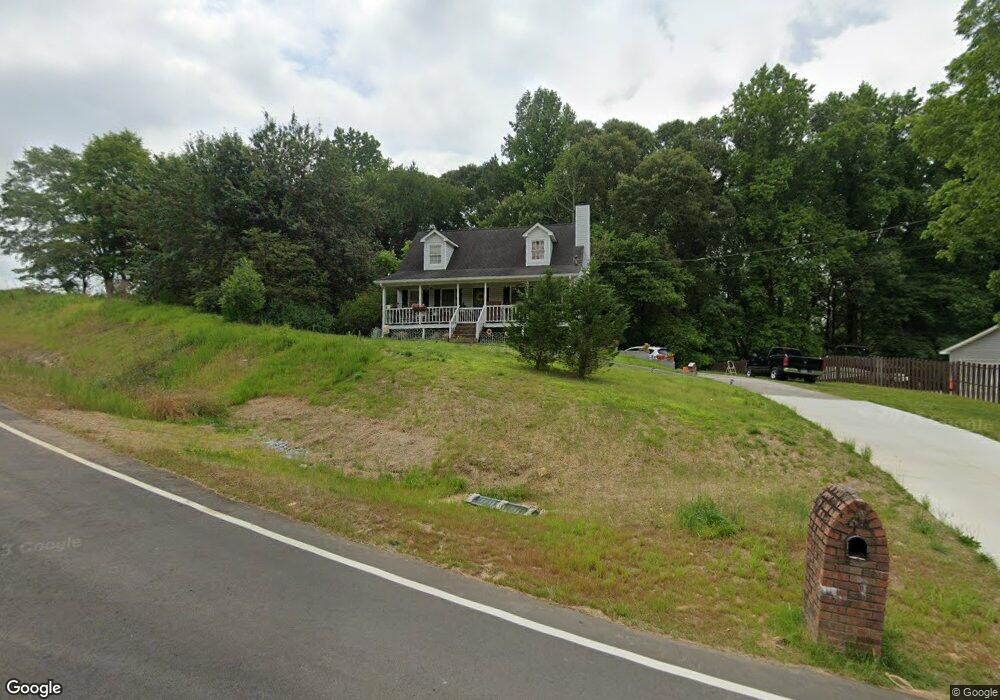 6211 Oak Ridge Dr, Flowery Branch, GA 30542 - photo 1