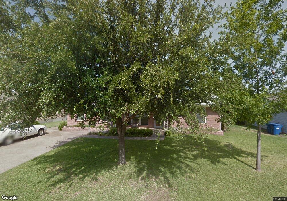 105 Oakwood Dr, Keene, TX 76059 - photo 1
