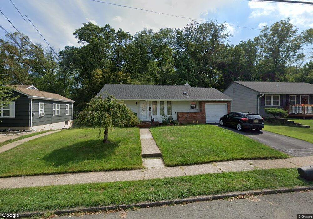 511 Sutherland Rd, Ewing, NJ 08618 - photo 1