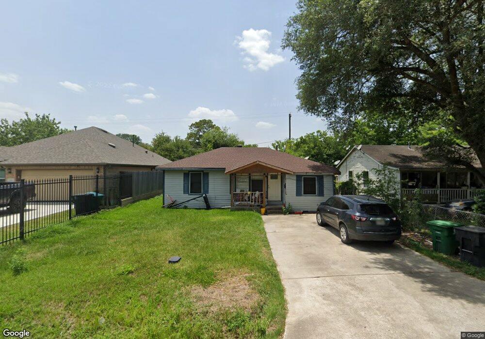 7032 Saint Augustine St, Houston, TX 77021 - photo 1