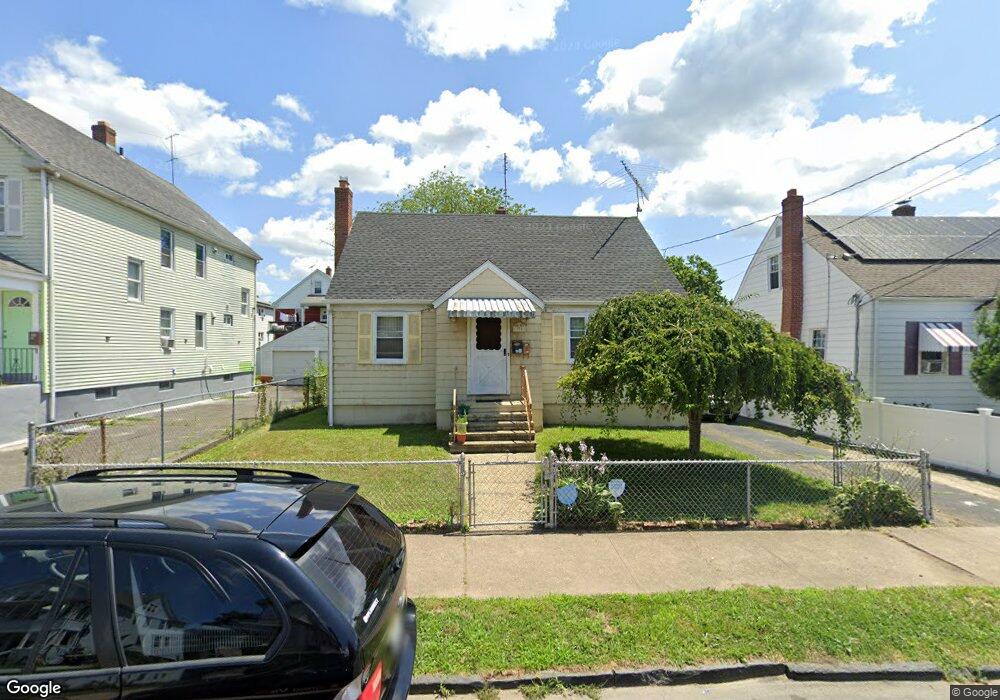 370 Kent Ave, Bridgeport, CT 06610 - photo 1