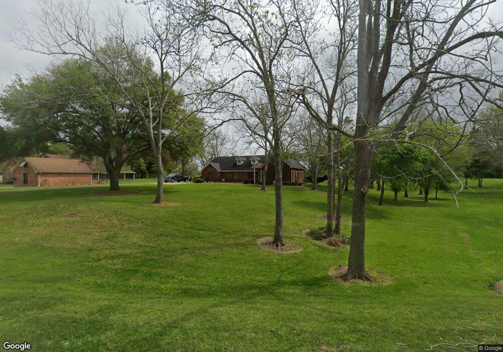 115 Woodside Dr, Bay City, TX 77414 - photo 1