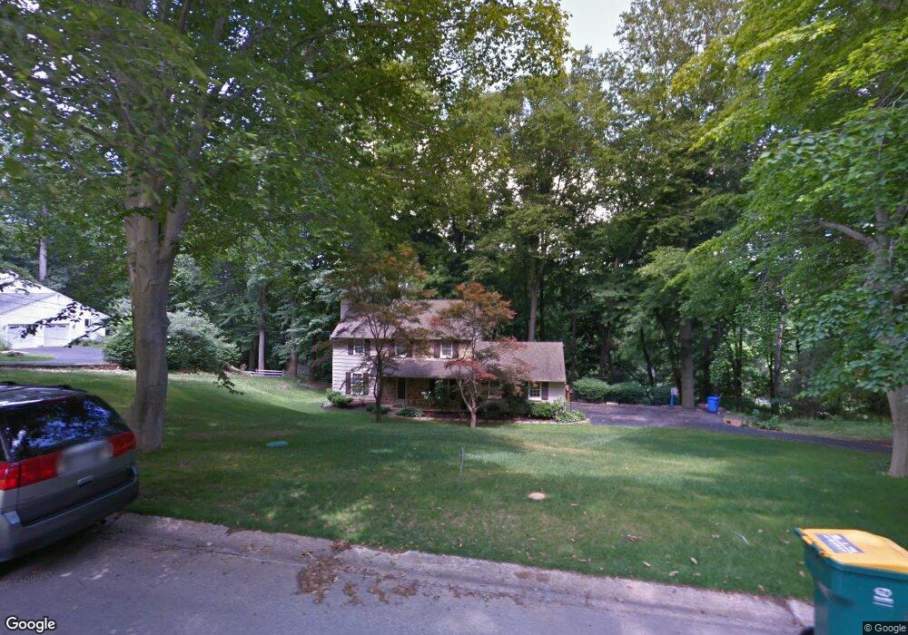 139 Cambridge Dr, Glen Mills, PA 19342 - photo 1