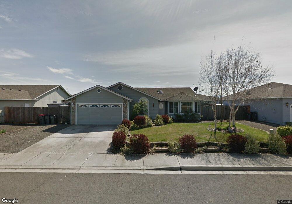 2336 Jeremy St, Central Point, OR 97502 - photo 1