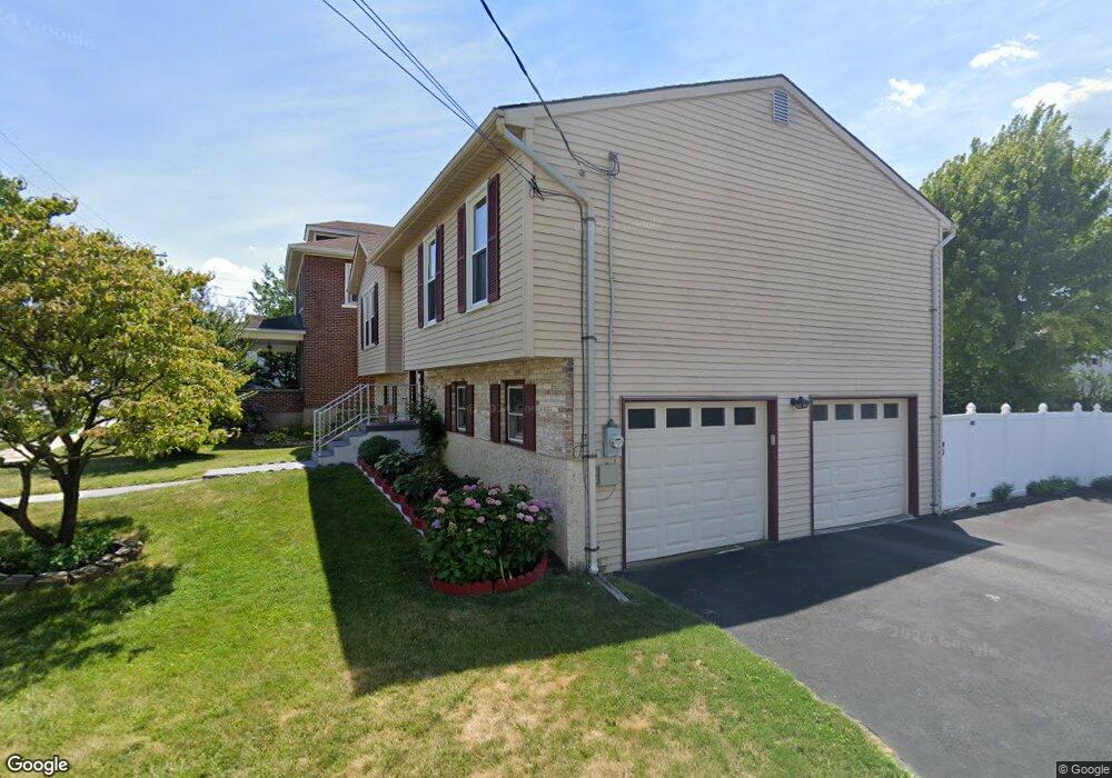 1318 S Albert St unit 1324, Allentown, PA 18103 - photo 1