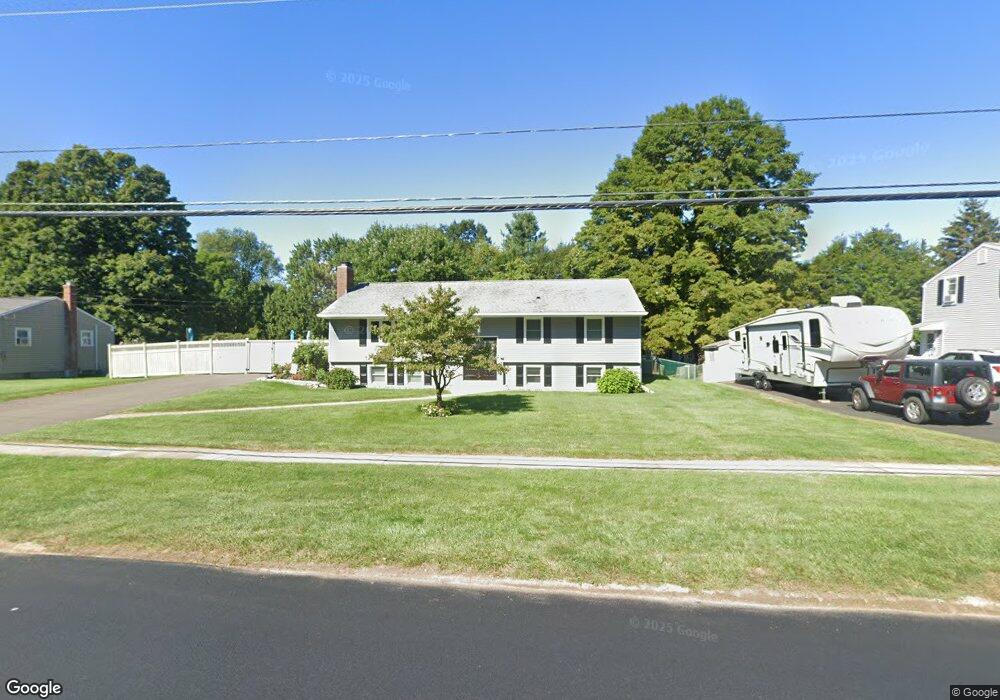 68 Simon Rd, Enfield, CT 06082 - photo 1