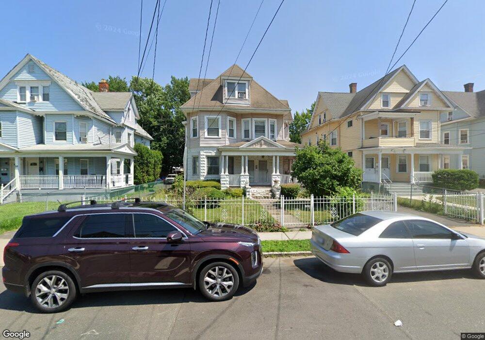 26 Irving St, Hartford, CT 06112 - photo 1