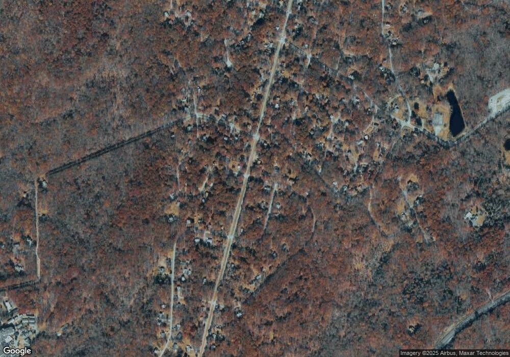 116,17,118 Cramer Rd, Bushkill, PA 18335 - photo 1