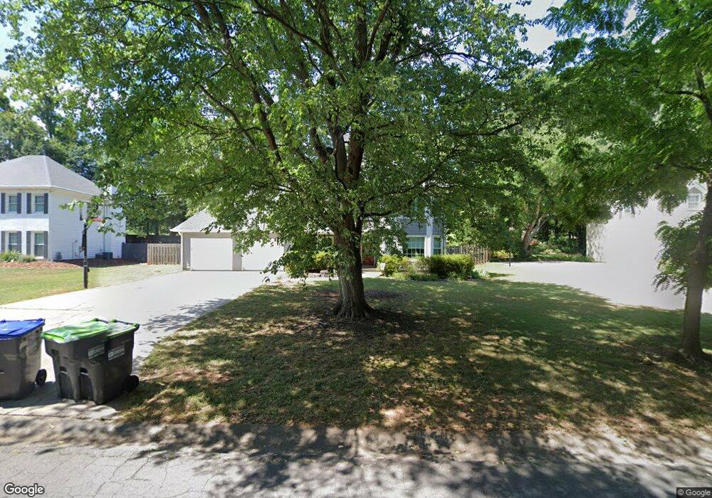 1019 Dogwood Forest Dr NE, Marietta, GA 30068 - photo 1