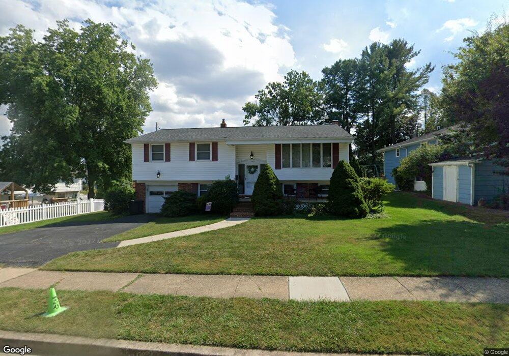 2140 Suburban Greens Dr, Lutherville Timonium, MD 21093 - photo 1