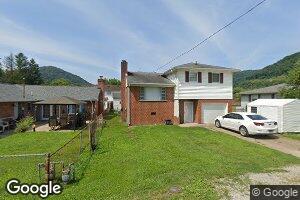 215 Harper St, Pratt, WV 25162
