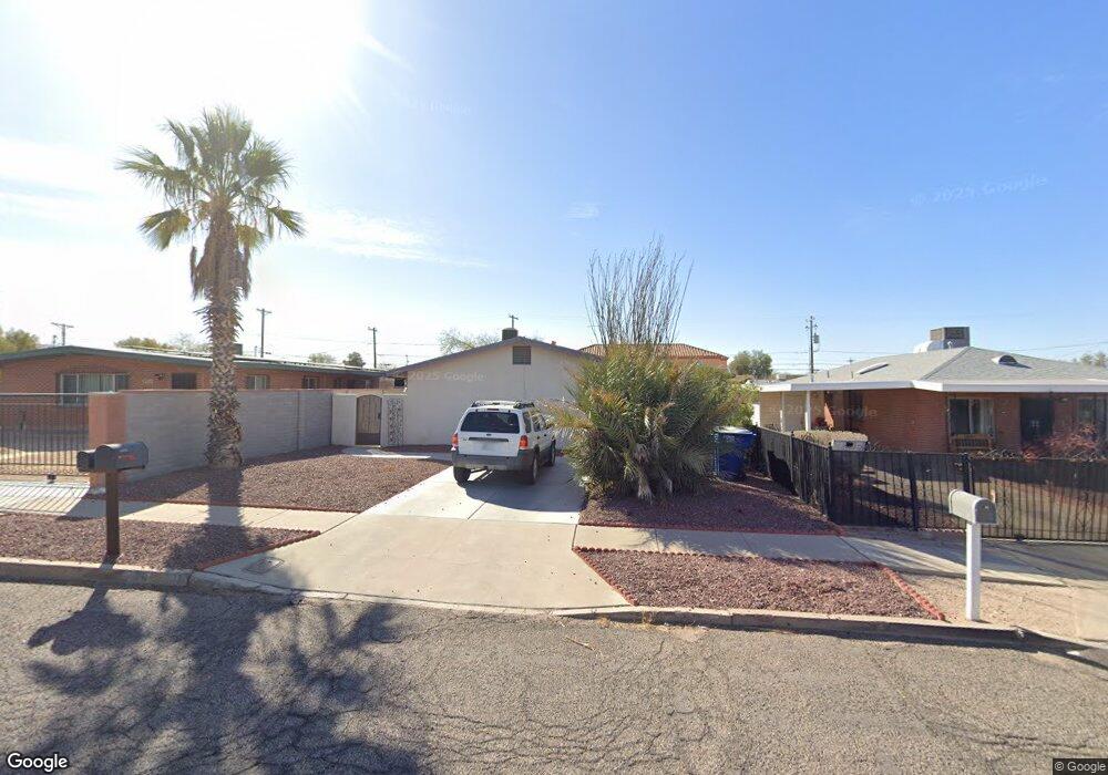 236 E Lee St, Tucson, AZ 85705 - photo 1
