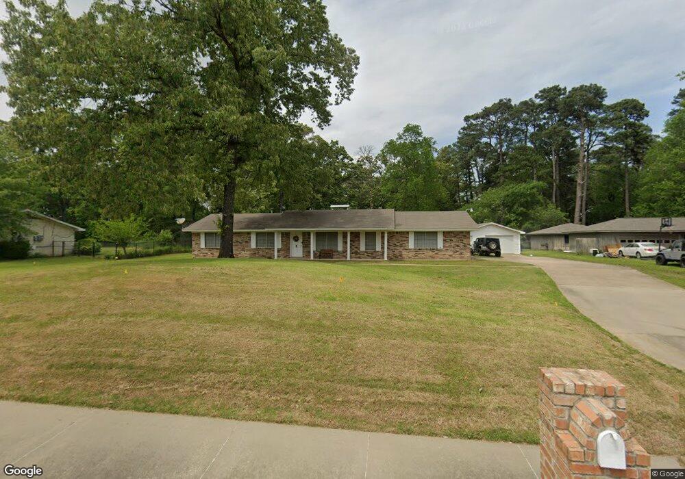 3624 Galleria Oaks Dr, Texarkana, TX 75503 - photo 1