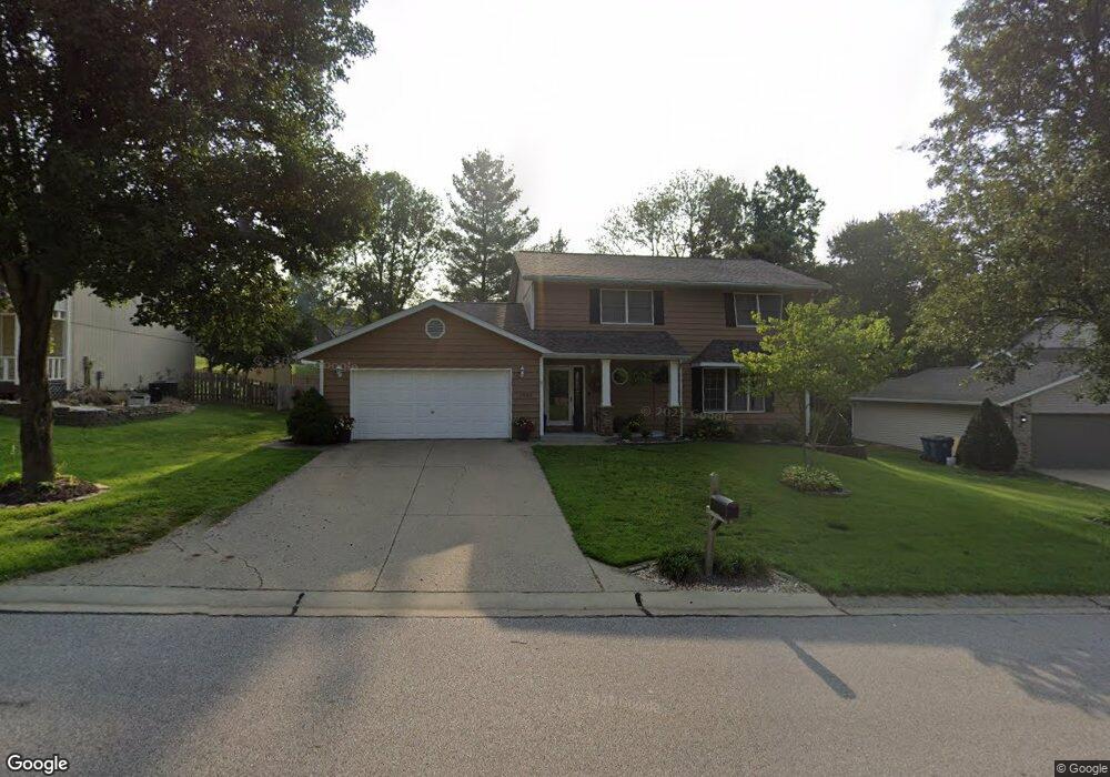 2014 Greenbrier Dr, Collinsville, IL 62234 - photo 1