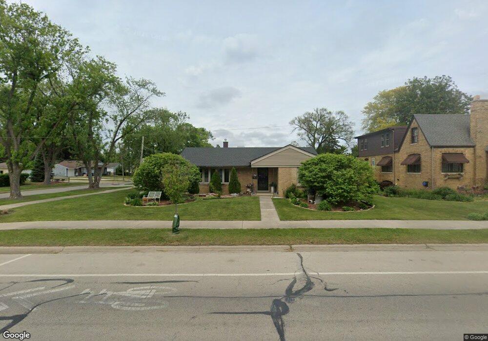 758 E Thacker St, Des Plaines, IL 60016 - photo 1