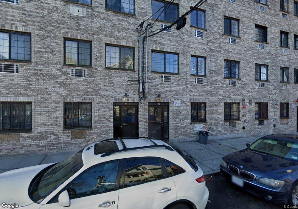 724 E 217th St unit 4A, Bronx, NY 10467 - photo 1