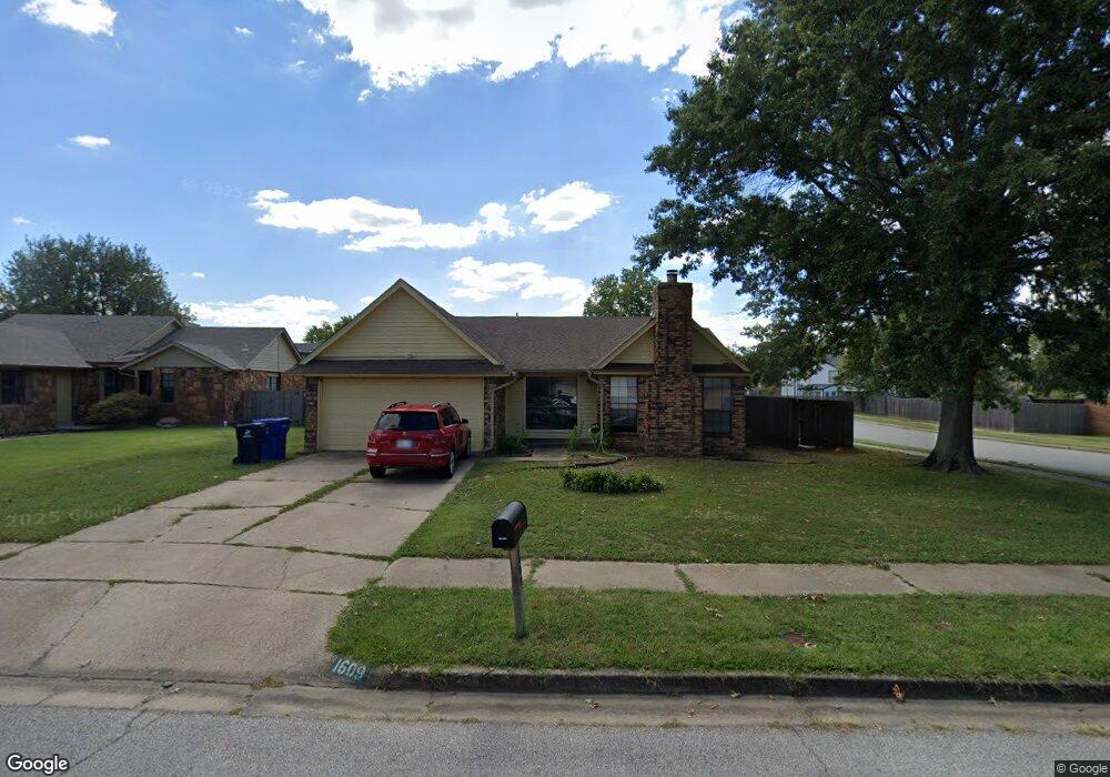 1609 W Gary St, Broken Arrow, OK 74012 - photo 1