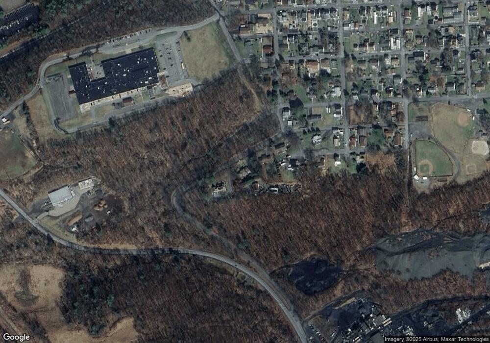 1700 W Sterling St, Coal Township, PA 17866 - photo 1