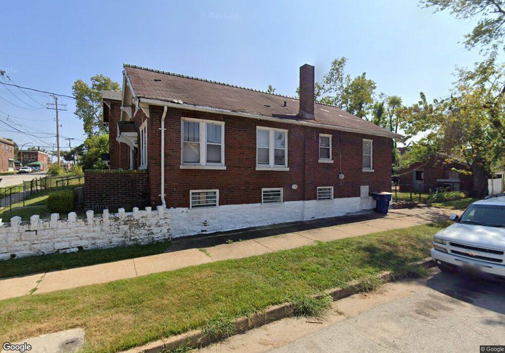 4428 Rosalie St, Saint Louis, MO 63115 - photo 1