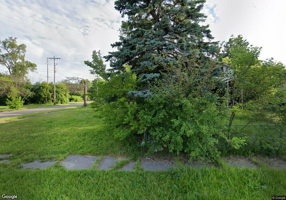 801 E Alma Ave, Flint, MI 48505 - photo 1