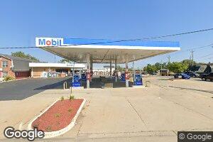 2 W Belvidere Rd, Hainesville, IL 60030