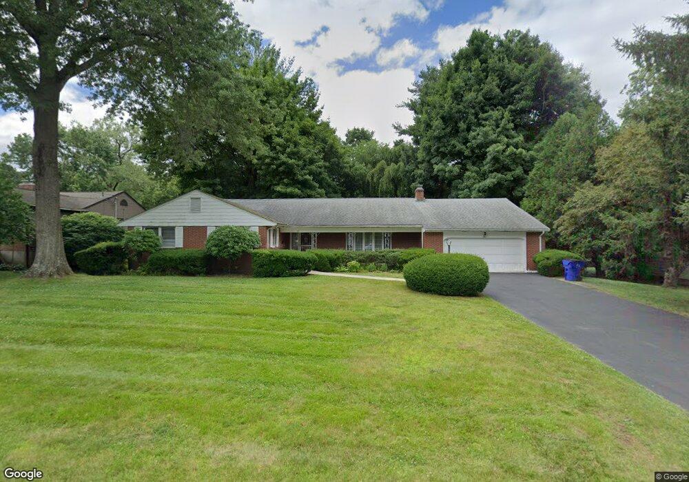 39 Vardon Rd, West Hartford, CT 06117 - photo 1