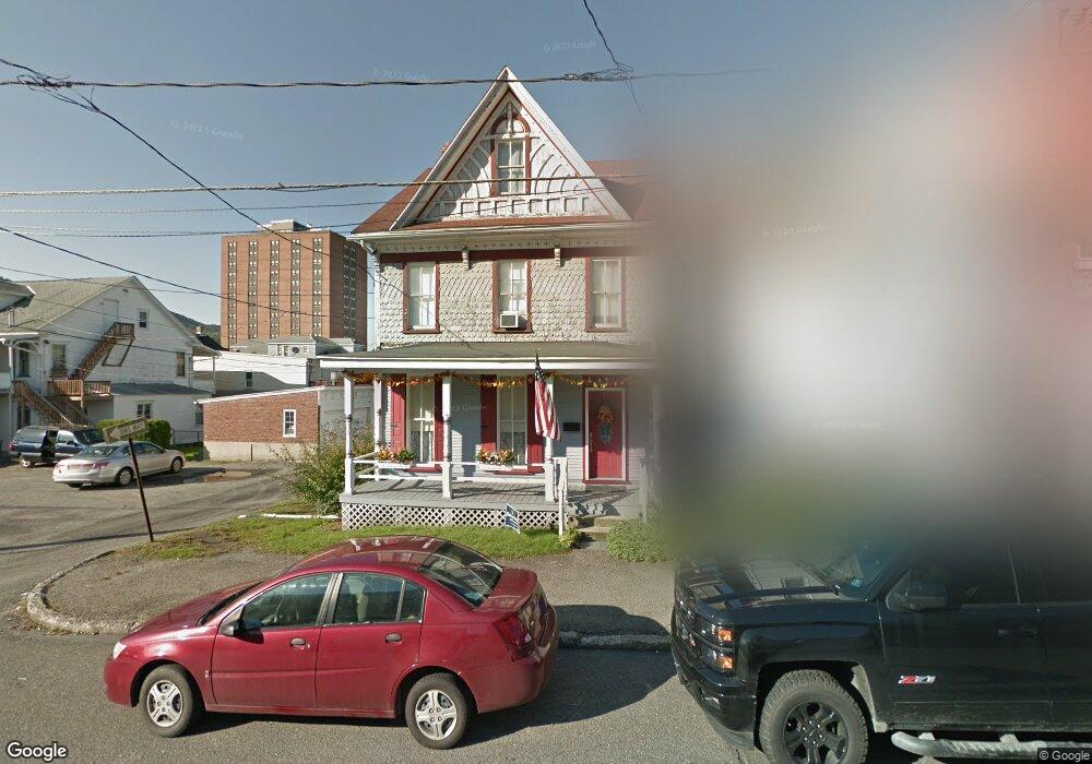 16 N Greenwood St, Tamaqua, PA 18252 - photo 1